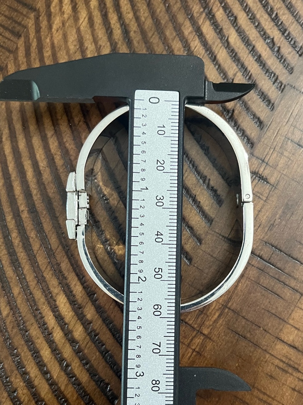 Silver & Orange H Bangle Click Bracelet Costume Jewelry High End Look - Picture 8 of 13